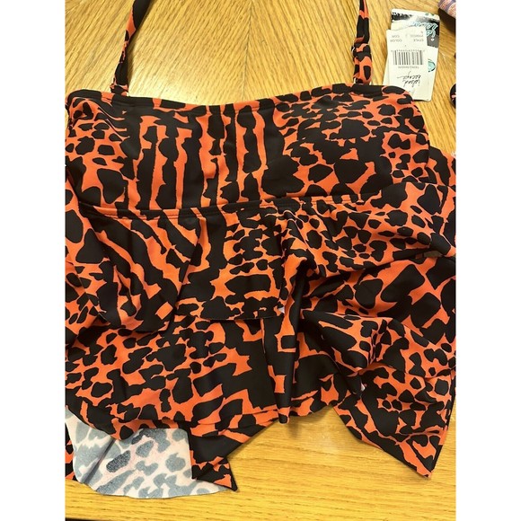 Lot of 6 Bikini and Tankini Swimsuit Tops Size Medium Pink Black EUC and 2 NWT - Picture 15 of 16